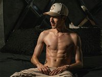 Noah Brigth