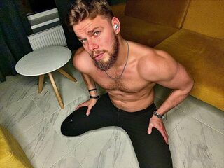 Jon Bostan
