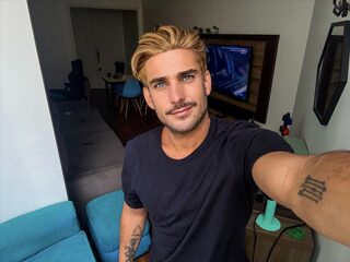 Arthur Vasquez