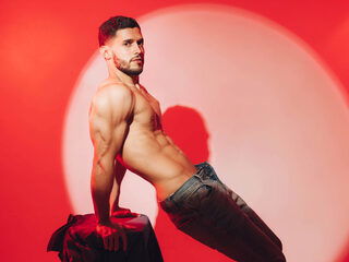 Tom Wills